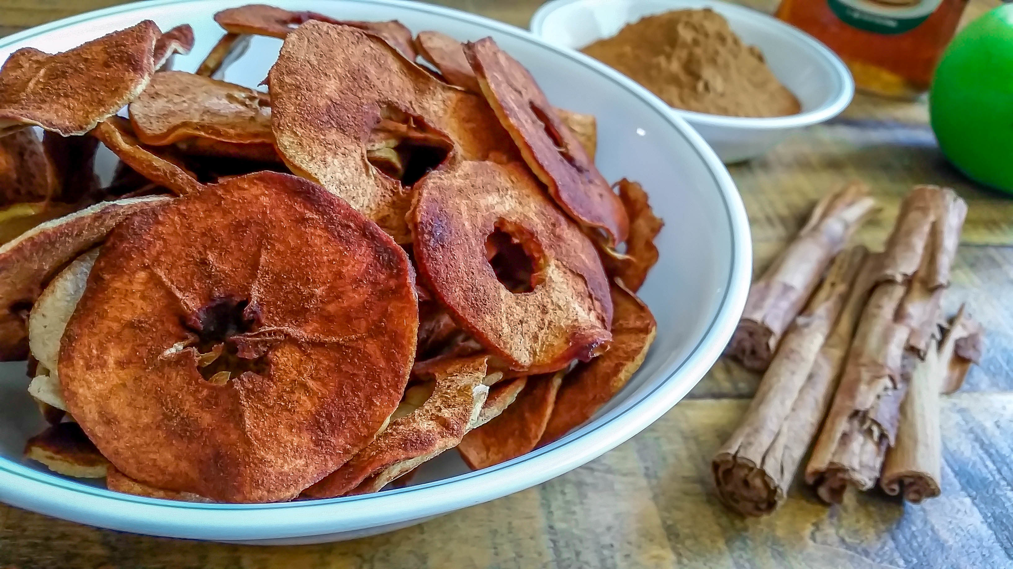 Apple Chips- The Healthiest Chips Ever!!