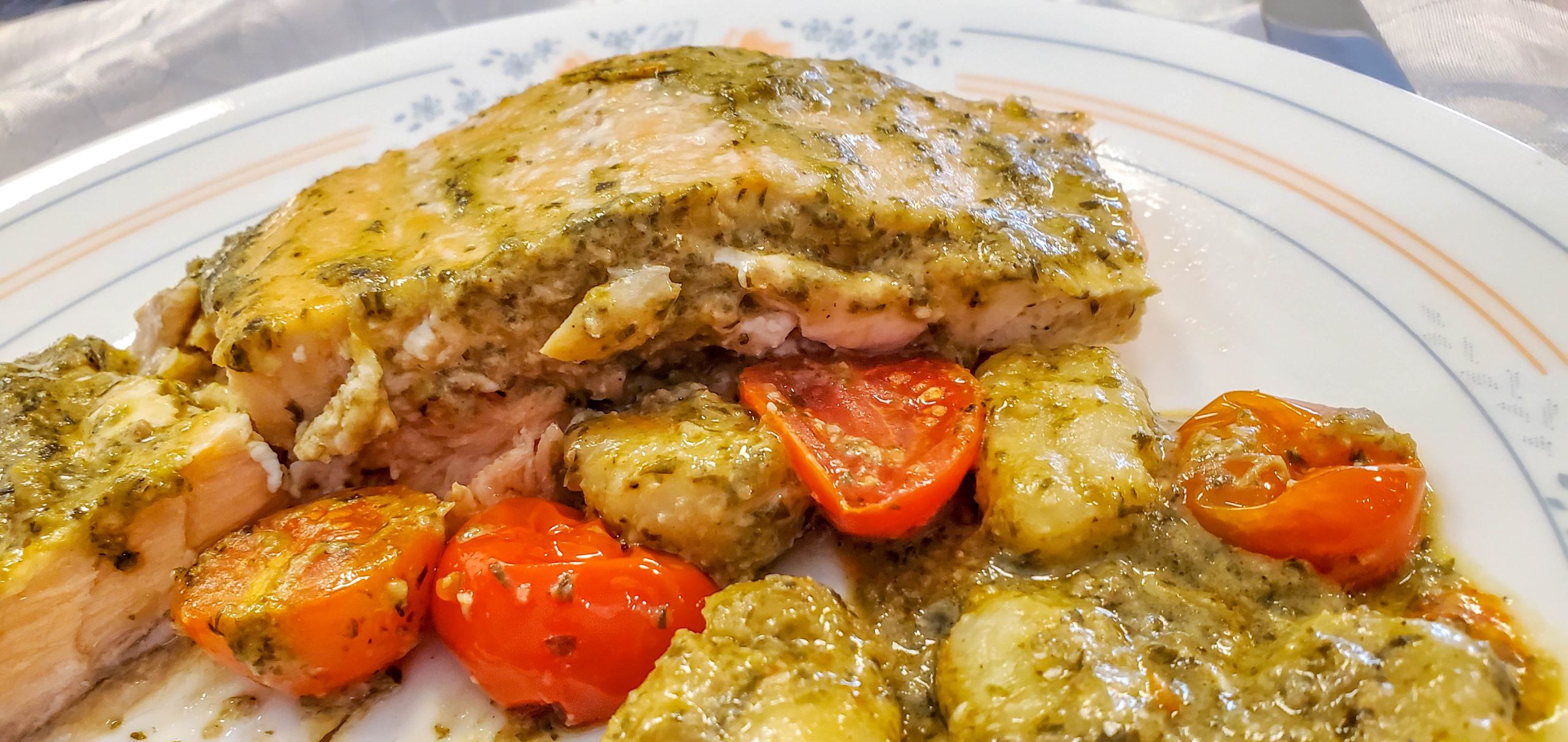 Oven Baked Salmon With Pesto And Cherry Tomatoes Recipe